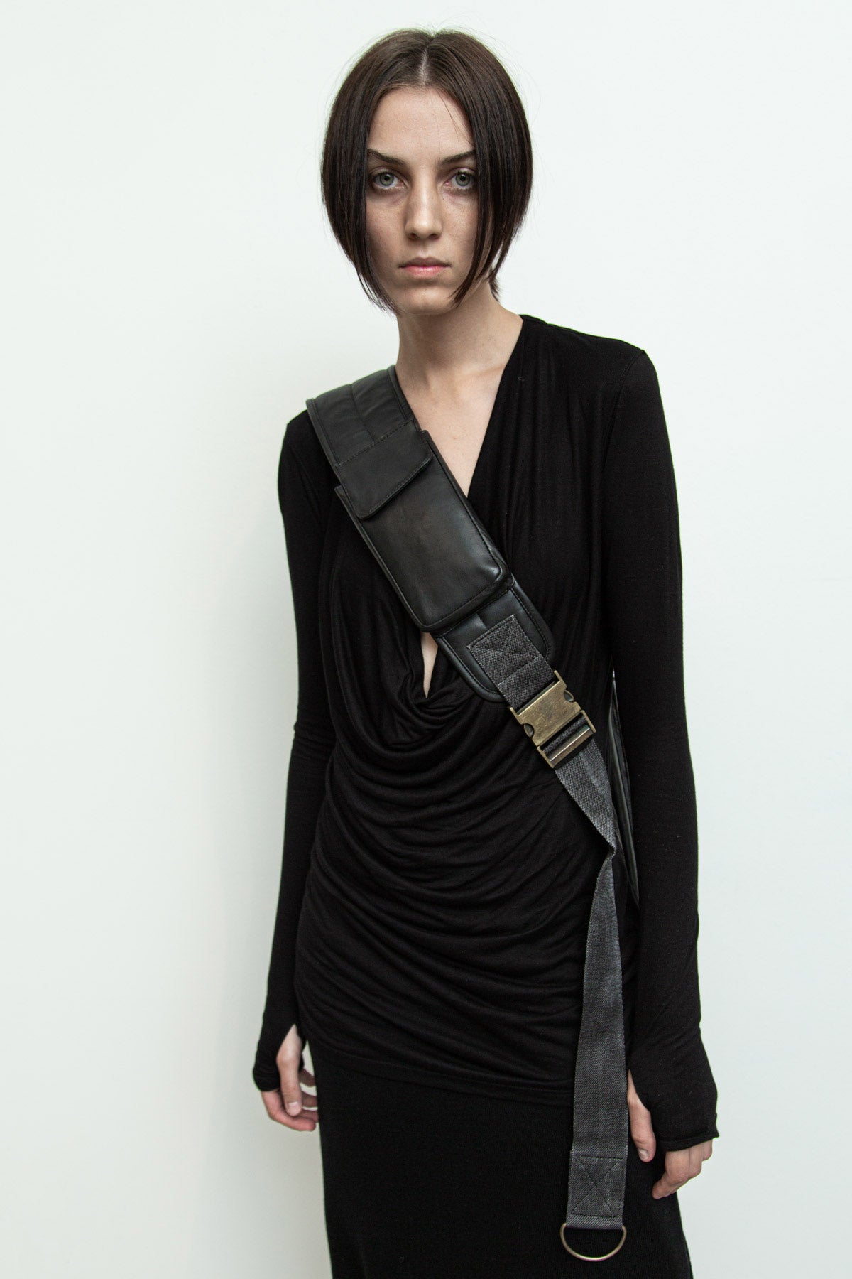 files/A-181-SlingPack-Black-05.jpg