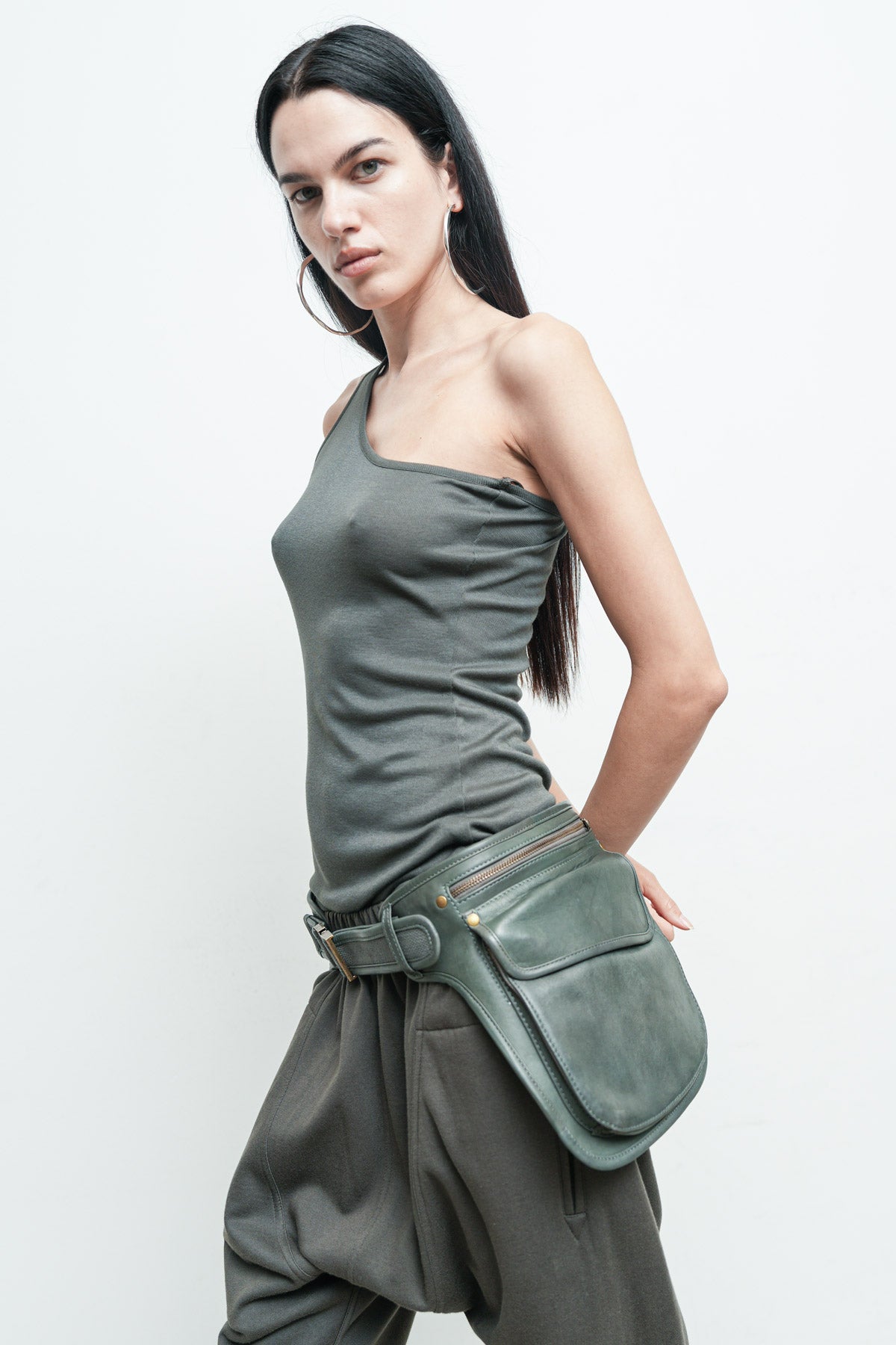 files/NicholasK-A-182-BeltPack-Ink-01.jpg