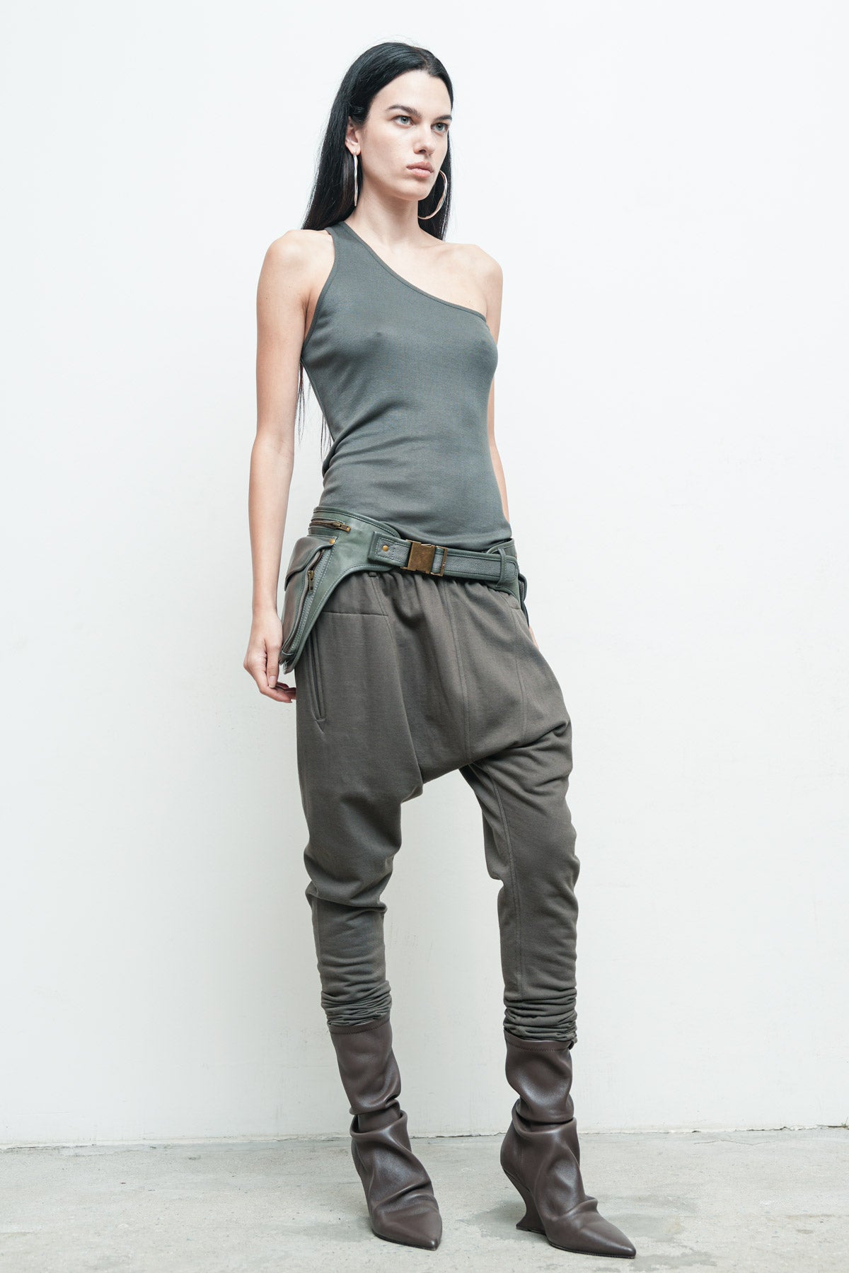 files/NicholasK-A-182-BeltPack-Ink-03.jpg