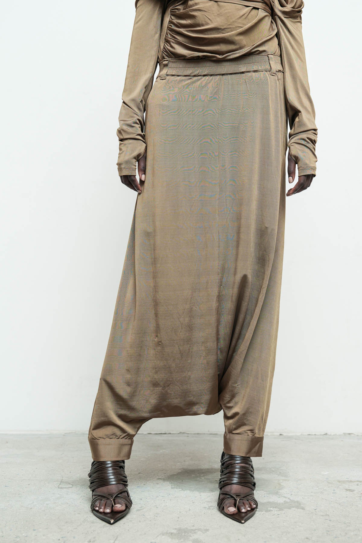 files/NicholasK-K-411-OpalTop-Bronze-P-306E-bahaSkant-Bronze-01.jpg