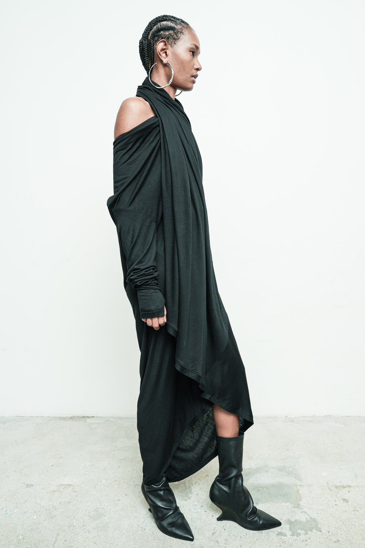 files/NicholasK-K-412-SeriusTDress-Black-011.jpg