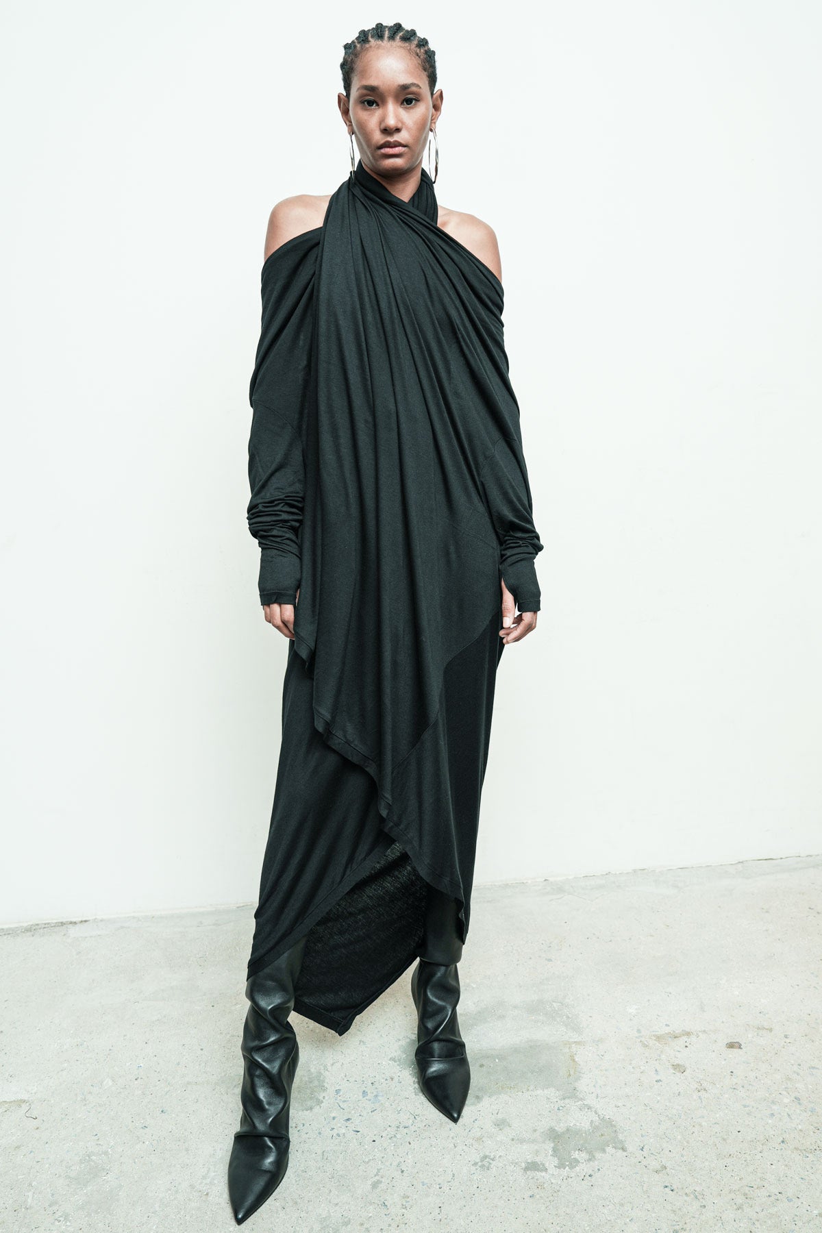 files/NicholasK-K-412-SeriusTDress-Black-07.jpg
