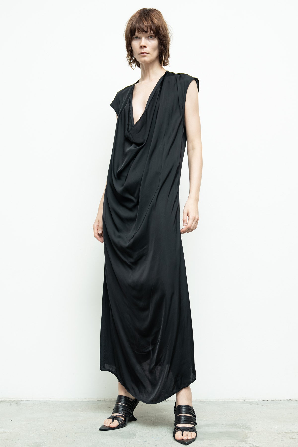 files/NicholasK-NicholasK-SD-641-TemDress-Black-003.jpg