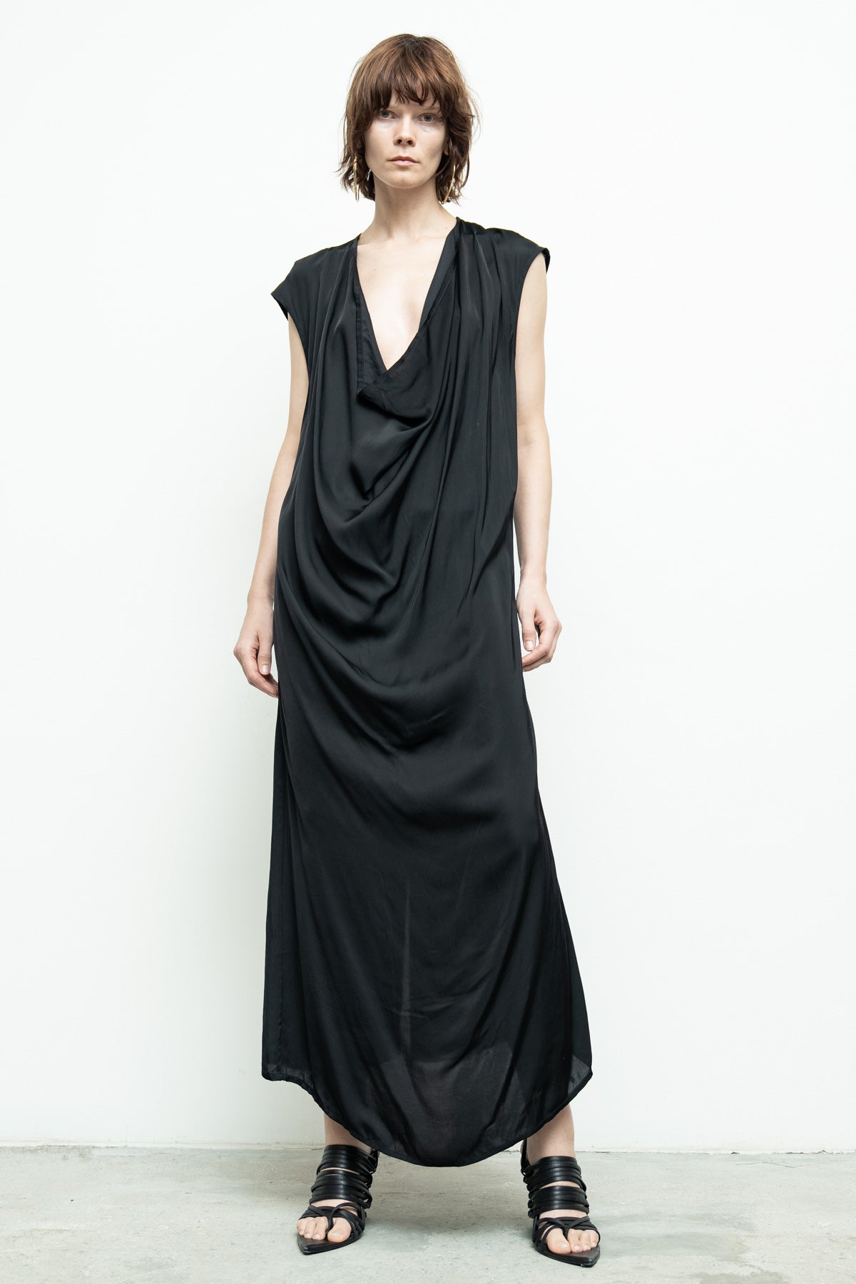 files/NicholasK-NicholasK-SD-641-TemDress-Black-01.jpg