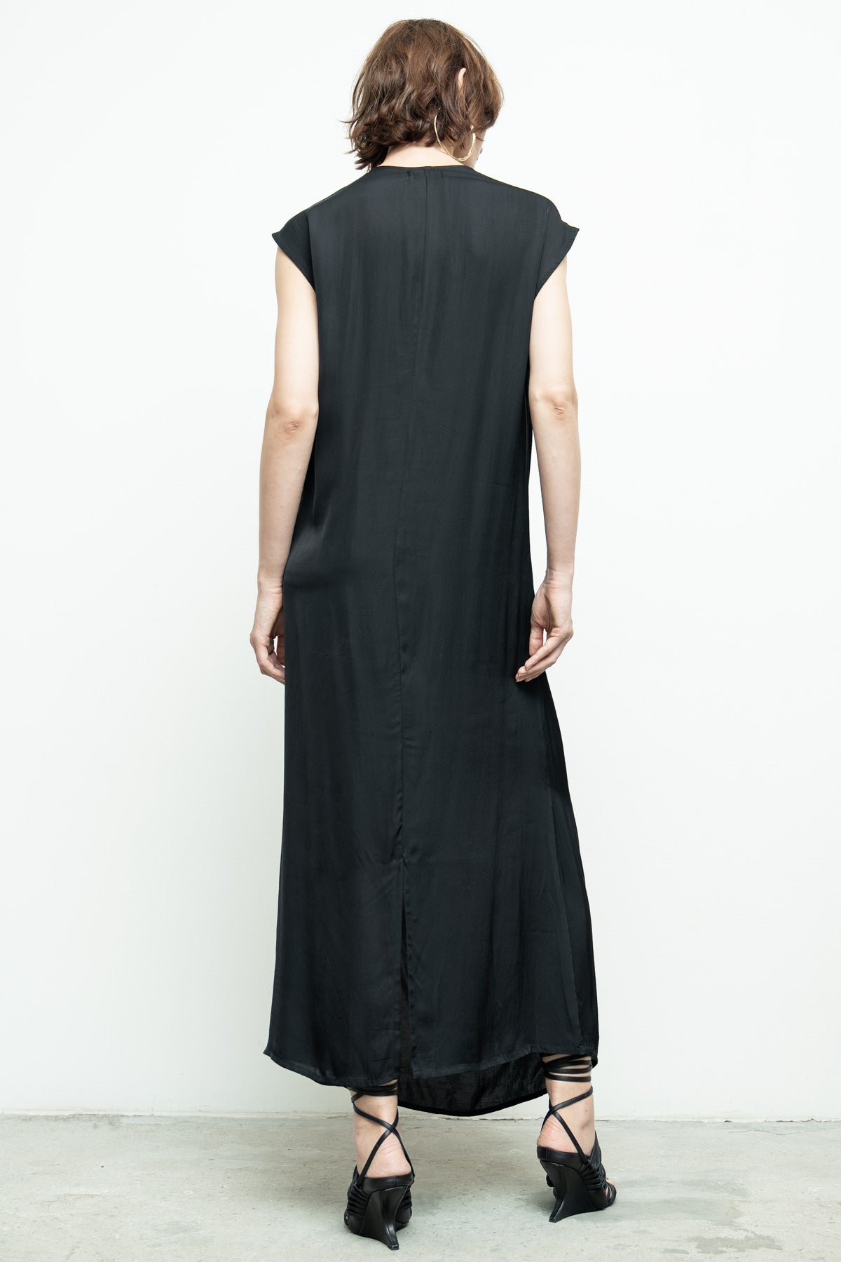 files/NicholasK-NicholasK-SD-641-TemDress-Black-03.jpg