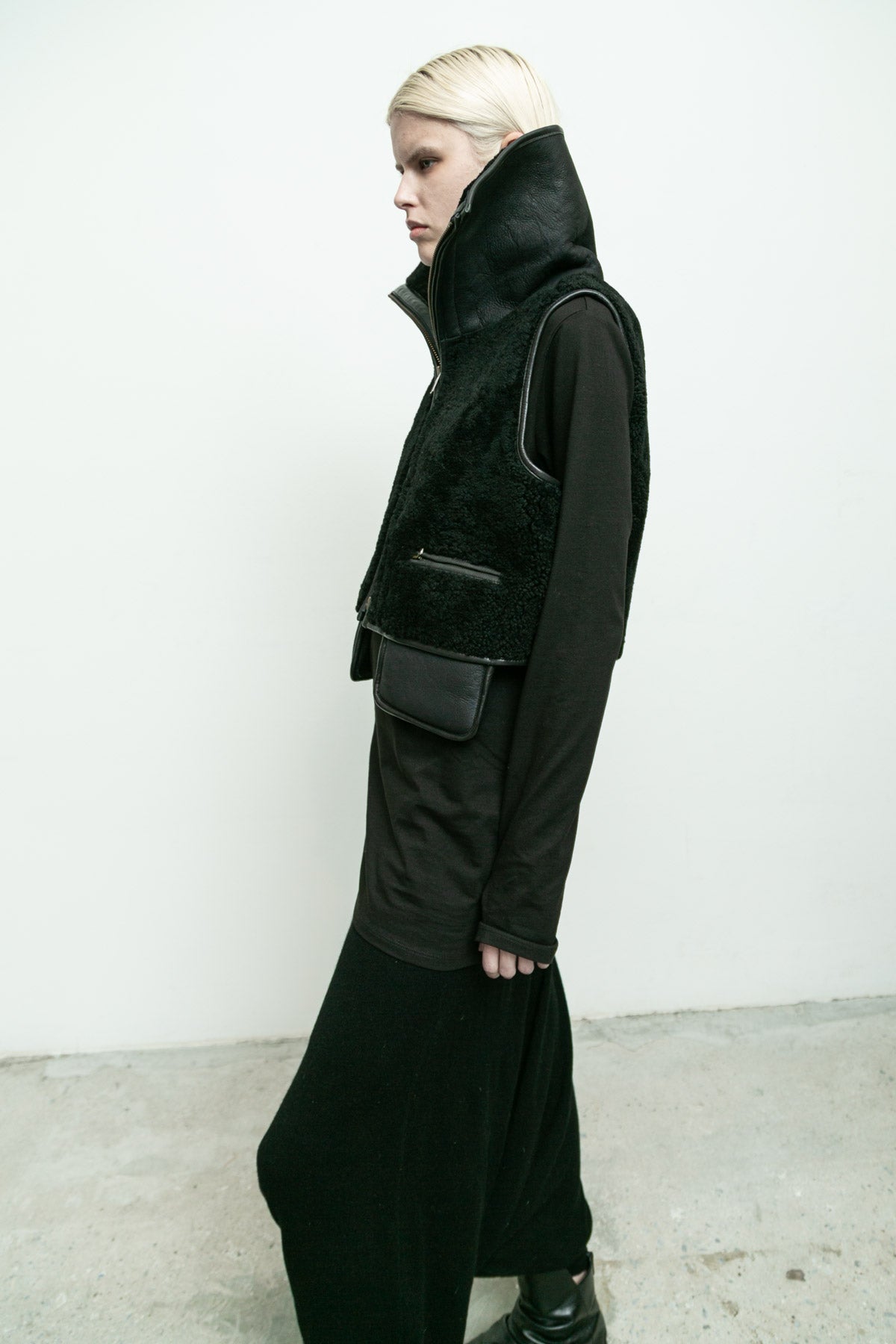 files/NicholasK-O-401-HimalayaCrop-Black-010.jpg