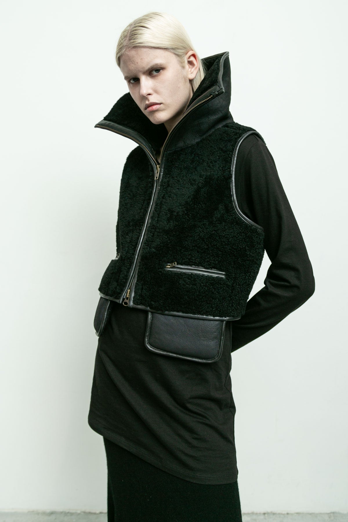 files/NicholasK-O-401-HimalayaCrop-Black-08.jpg