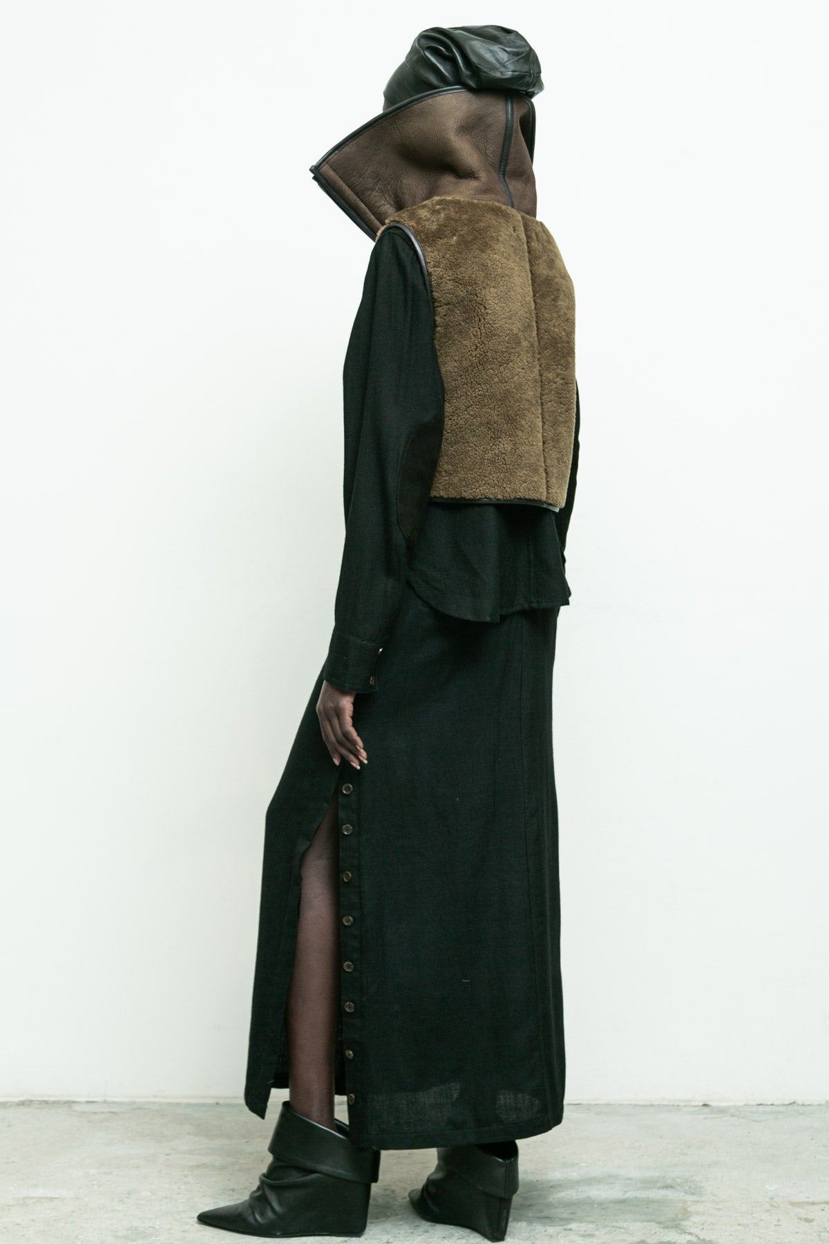 files/NicholasK-O-401-HimalayaCrop-Bronze-02.jpg