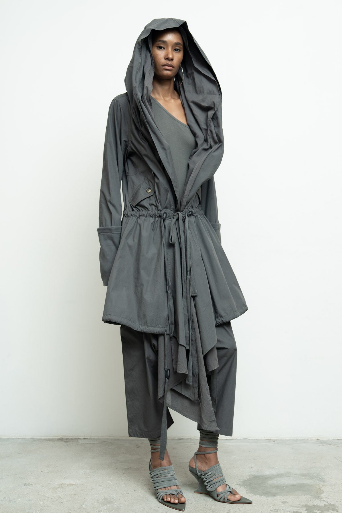 files/NicholasK-O-460-ElijahJacket-Slate-01.jpg