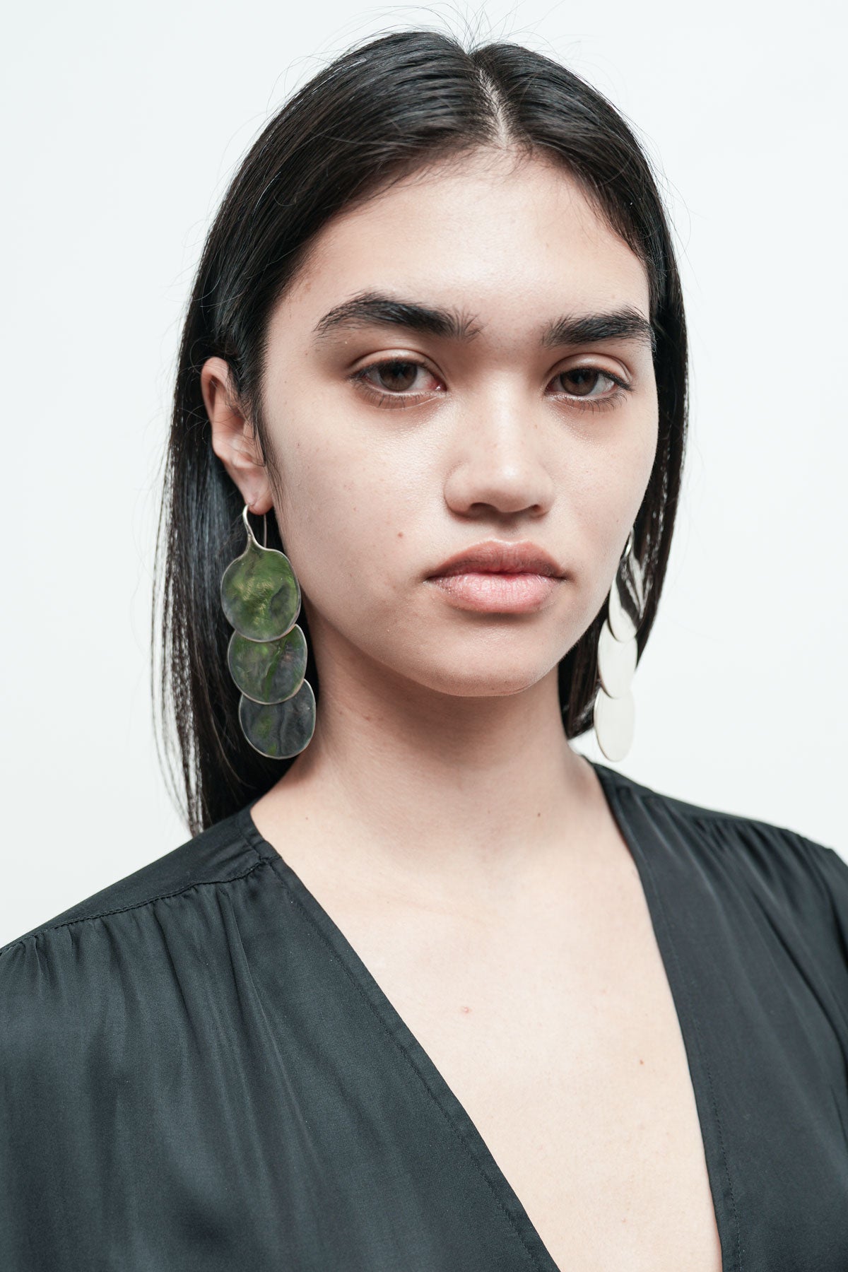 files/NicholasK-OkhotEarrings-Silver-01.jpg