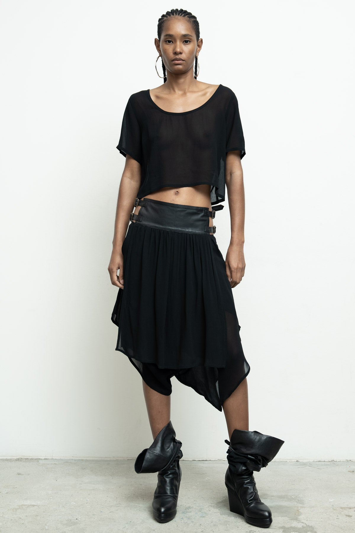 files/NicholasK-P-341-DuneShort-Black-05.jpg