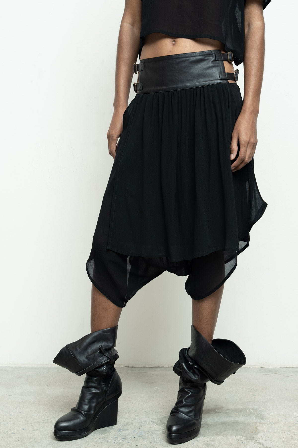 files/NicholasK-P-341-DuneShort-Black-07.jpg