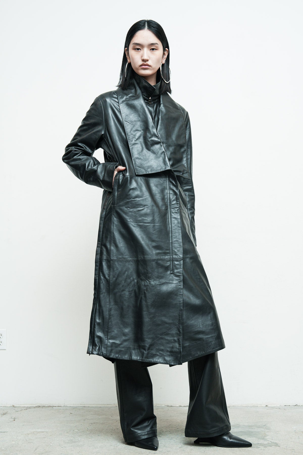files/NicholasK-S-343B-FreyjaShirt-Black-O-398B-StrykerTrench-Black-07.jpg
