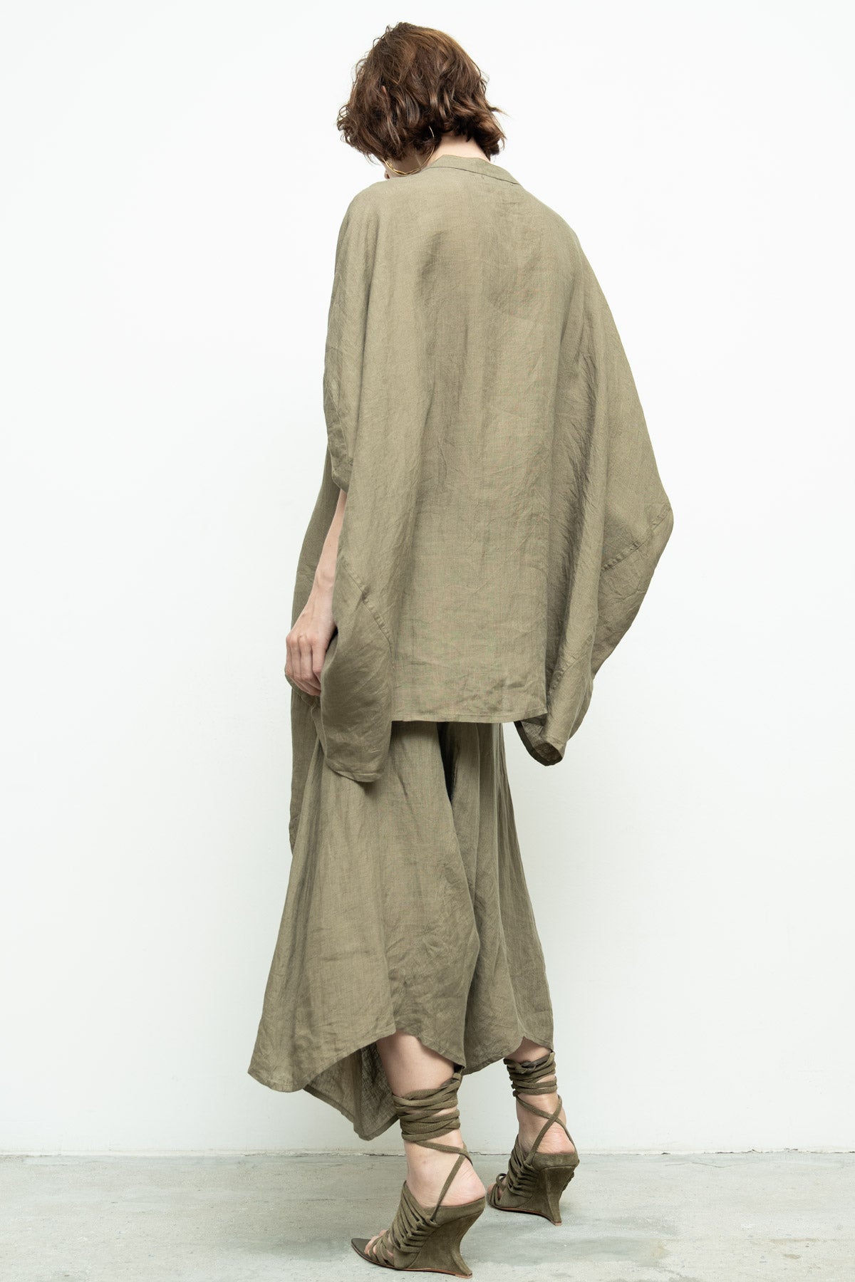 files/NicholasK-S-348-BoraShirt-Dune-03.jpg