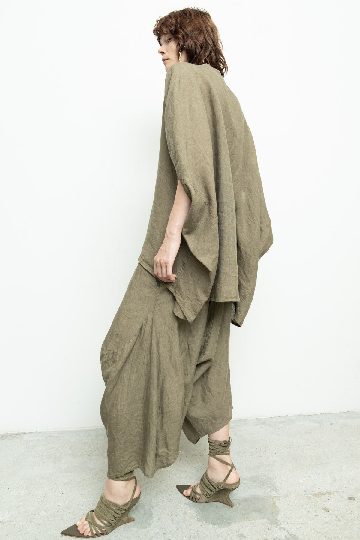 files/NicholasK-S-348-BoraShirt-Dune-06.jpg