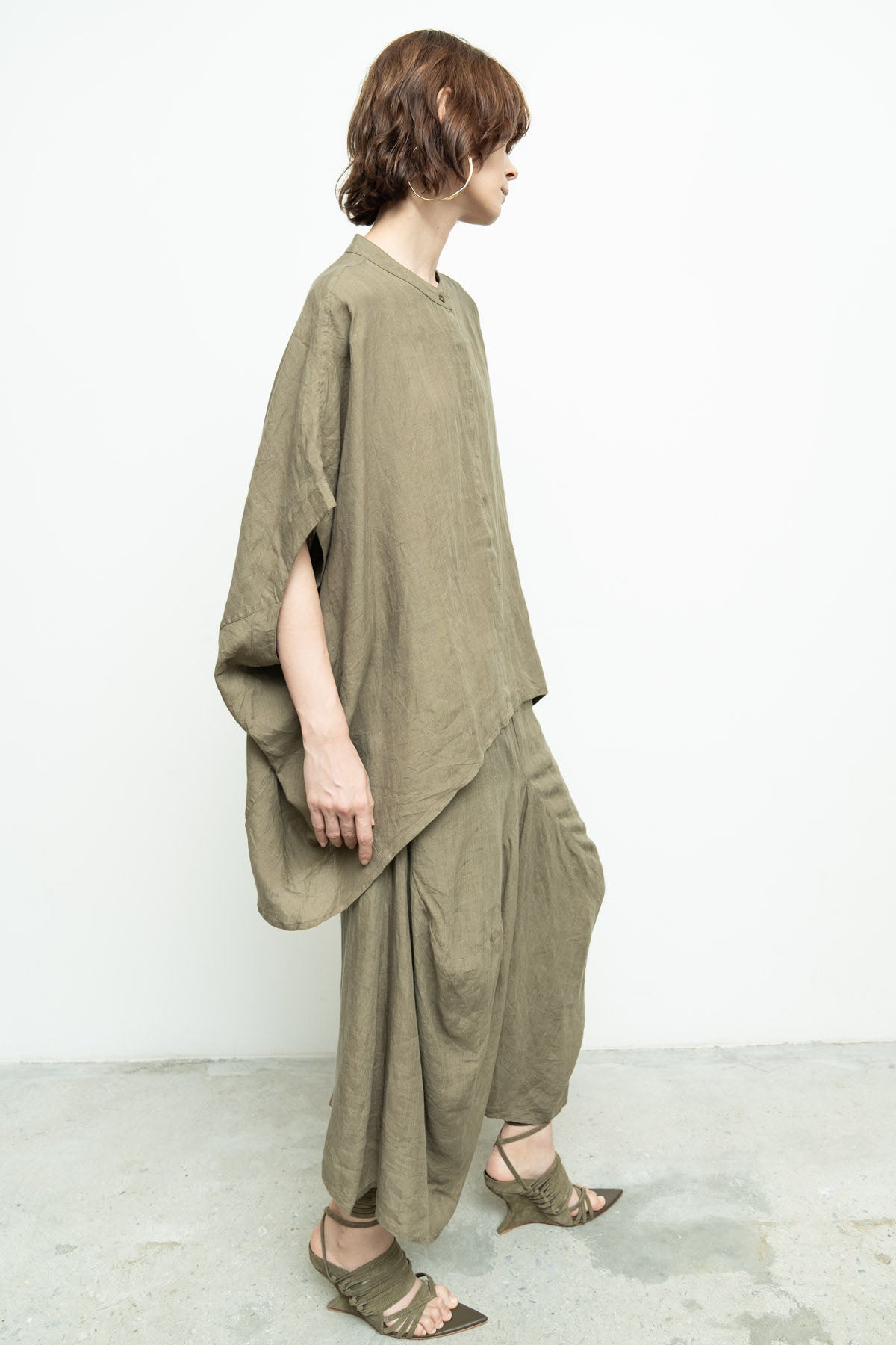 files/NicholasK-S-348-BoraShirt-Dune-08.jpg