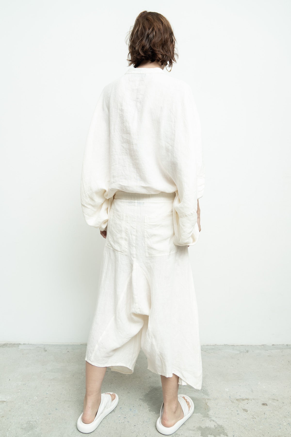 files/NicholasK-S-348-BoraShirt-OffWhite-P-330-BoraPant-OffWhite-O-438A-KilmerJacket-OffWhite-06.jpg