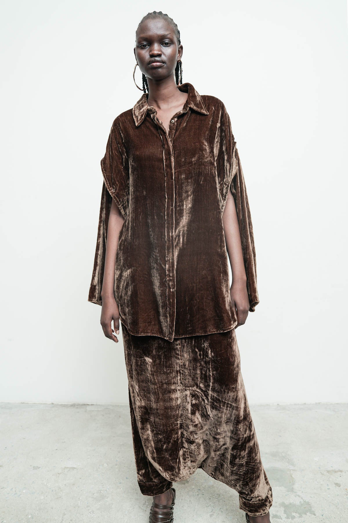 files/NicholasK-S-350B-KillanShirt-Bronze-02.jpg
