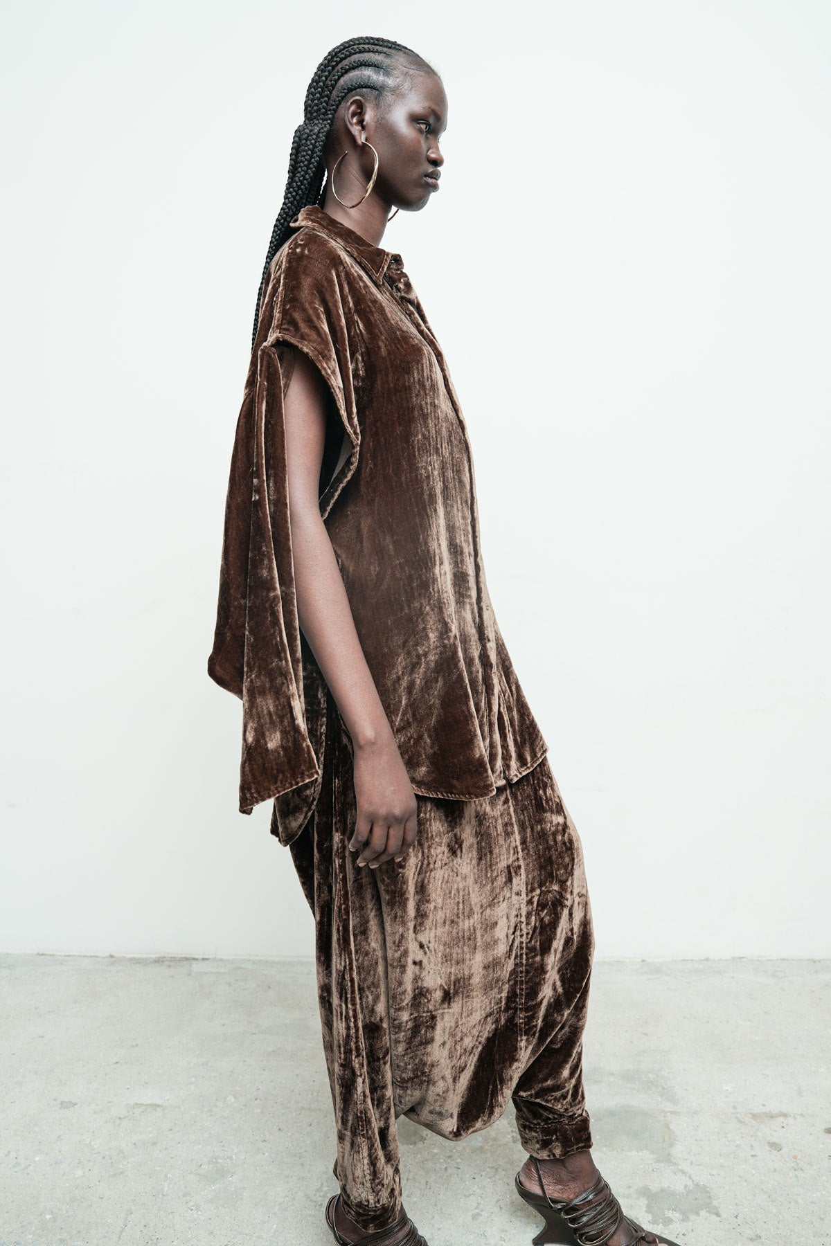 files/NicholasK-S-350B-KillanShirt-Bronze-07.jpg