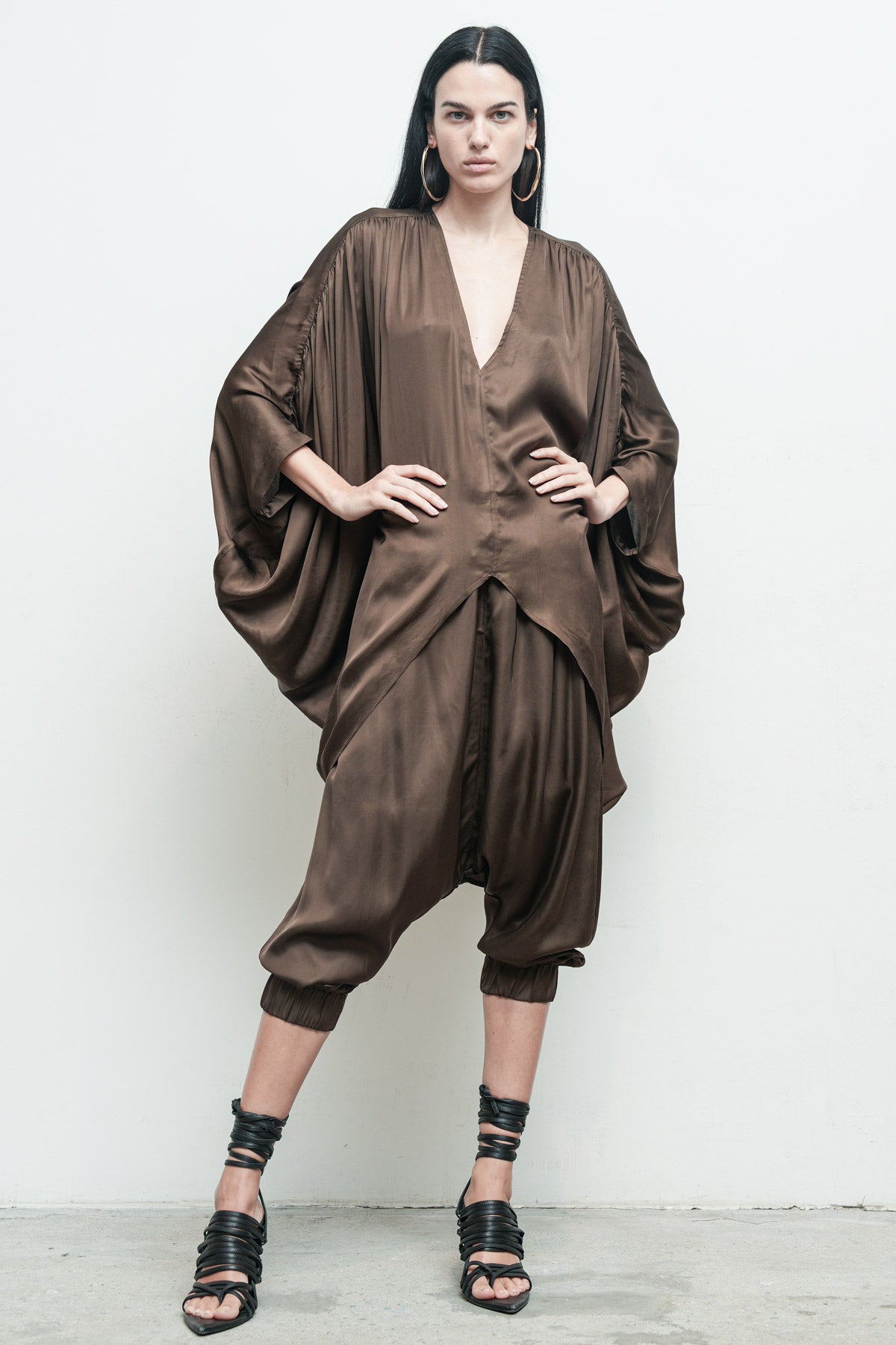 files/NicholasK-S-353A-RiverShirt-Fern-04_e0592675-b64a-4934-8976-f8a7d3e852ab.jpg