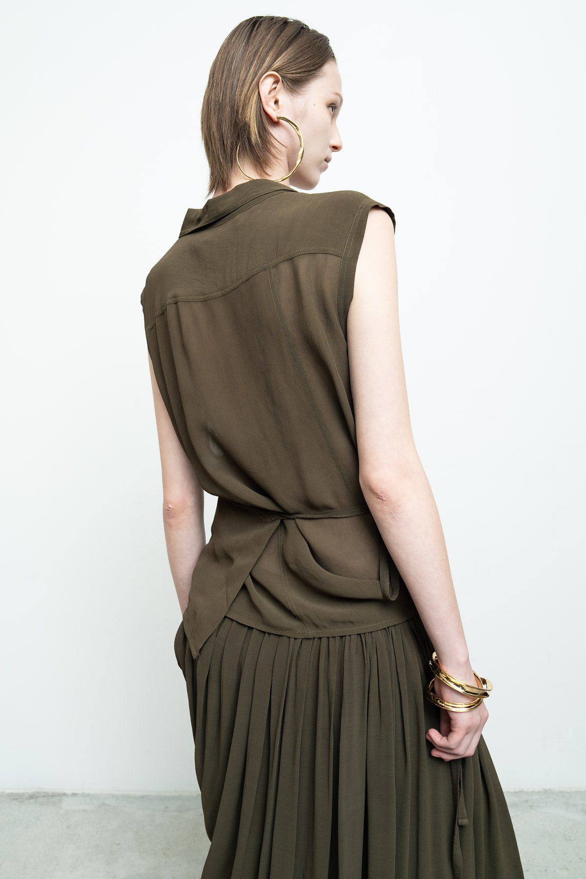 files/NicholasK-S-356-SleevelessRouxShirt-Fern-06.jpg