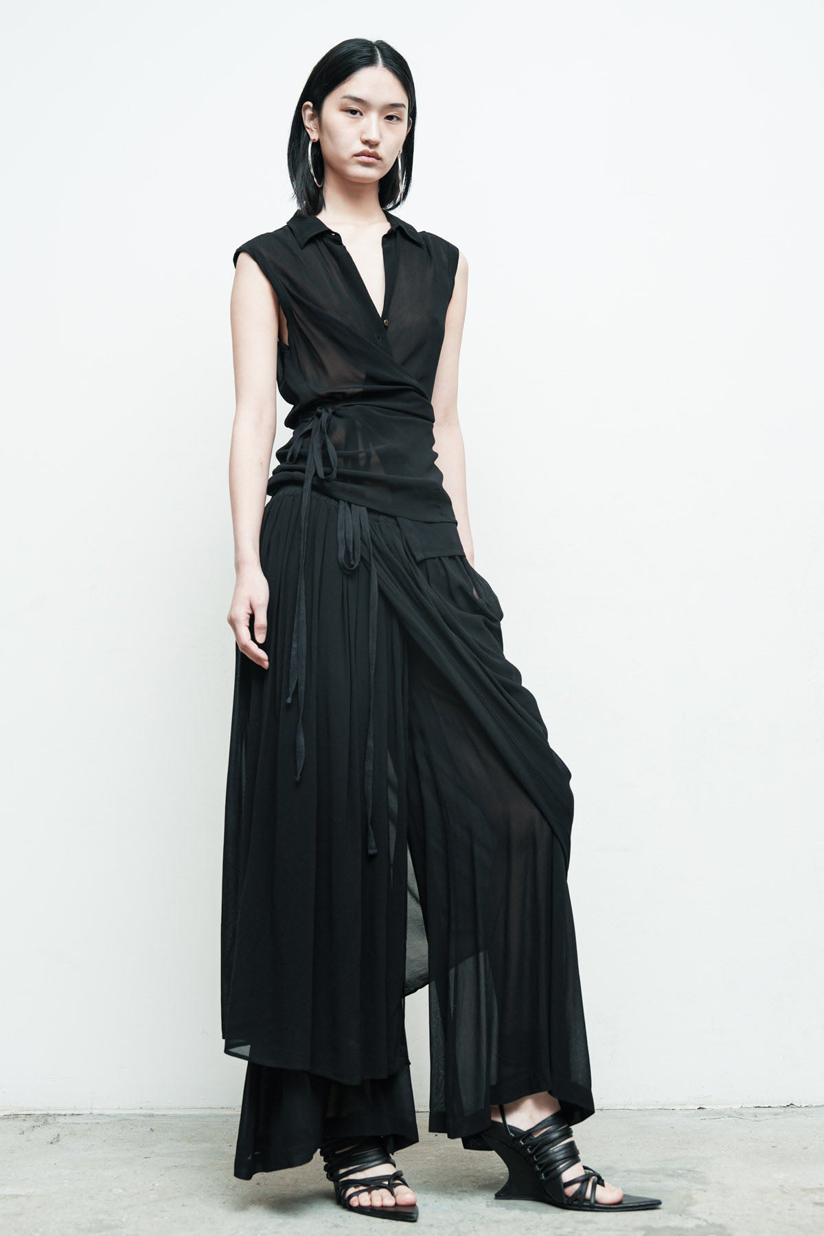 files/NicholasK-S-356-SleevelessrouxShirt-Black-02.jpg