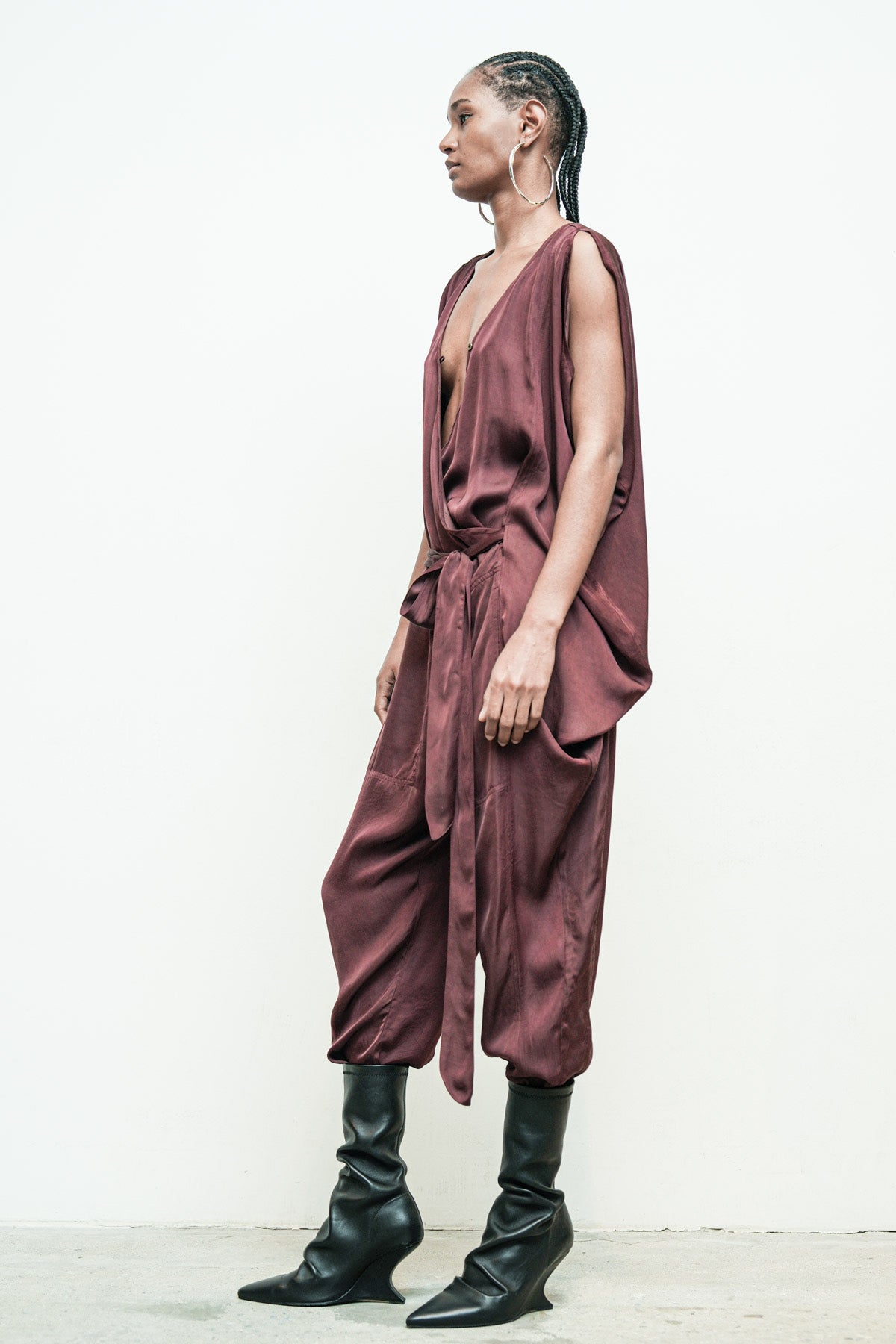 files/NicholasK-SD-339E-RouxJumoper-Burgundy-04.jpg