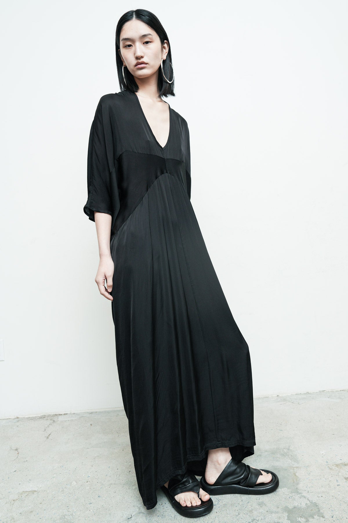 files/NicholasK-SD-475D-TristanDress-Black-05.jpg