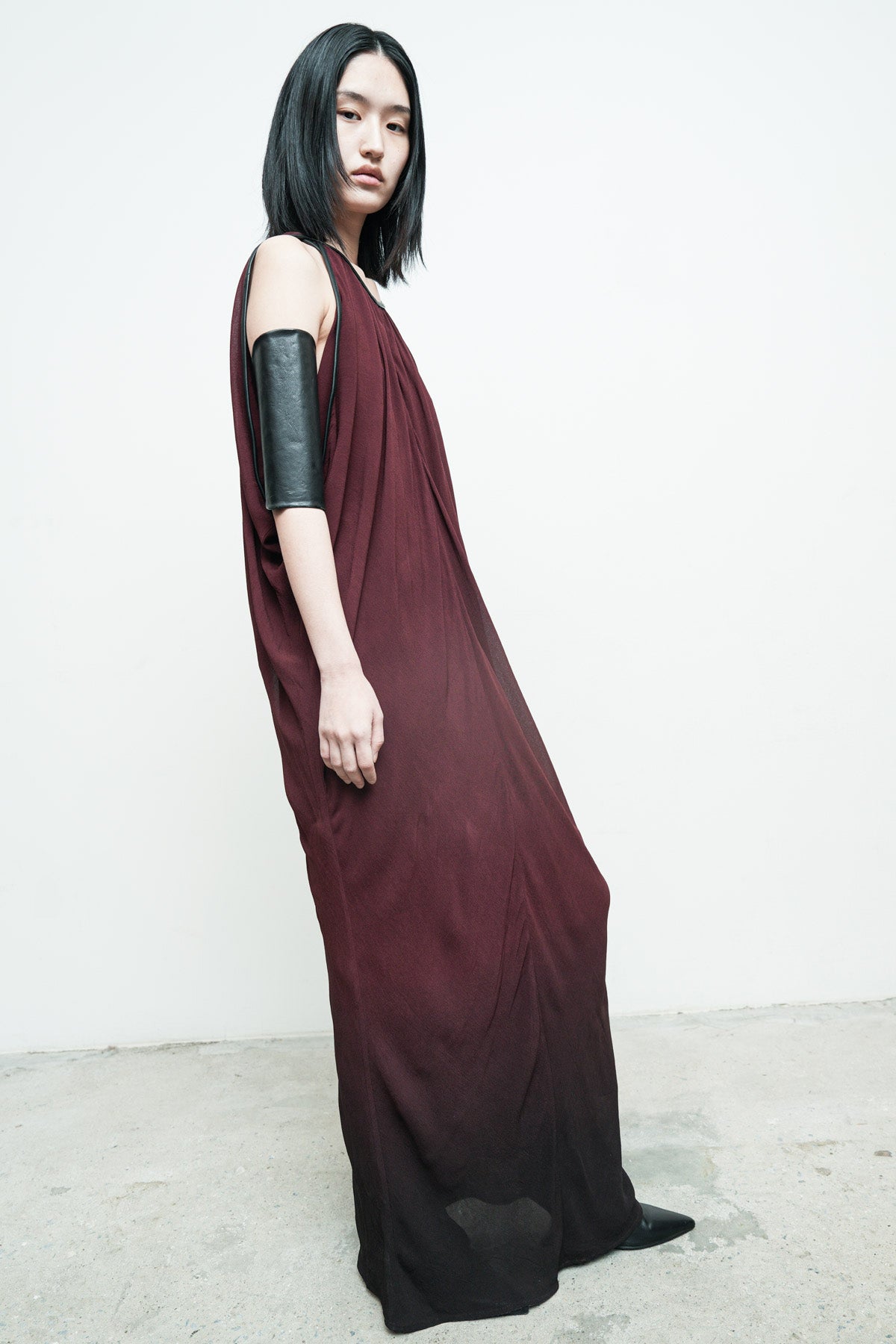 files/NicholasK-SD-490C-BallanDress-BUrgundyBlack-05.jpg