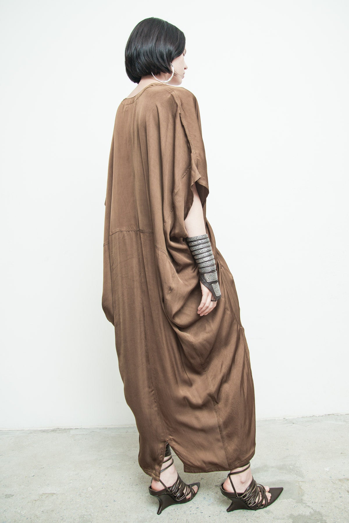 files/NicholasK-SD-494-DrifterDress-Bronze-02.jpg
