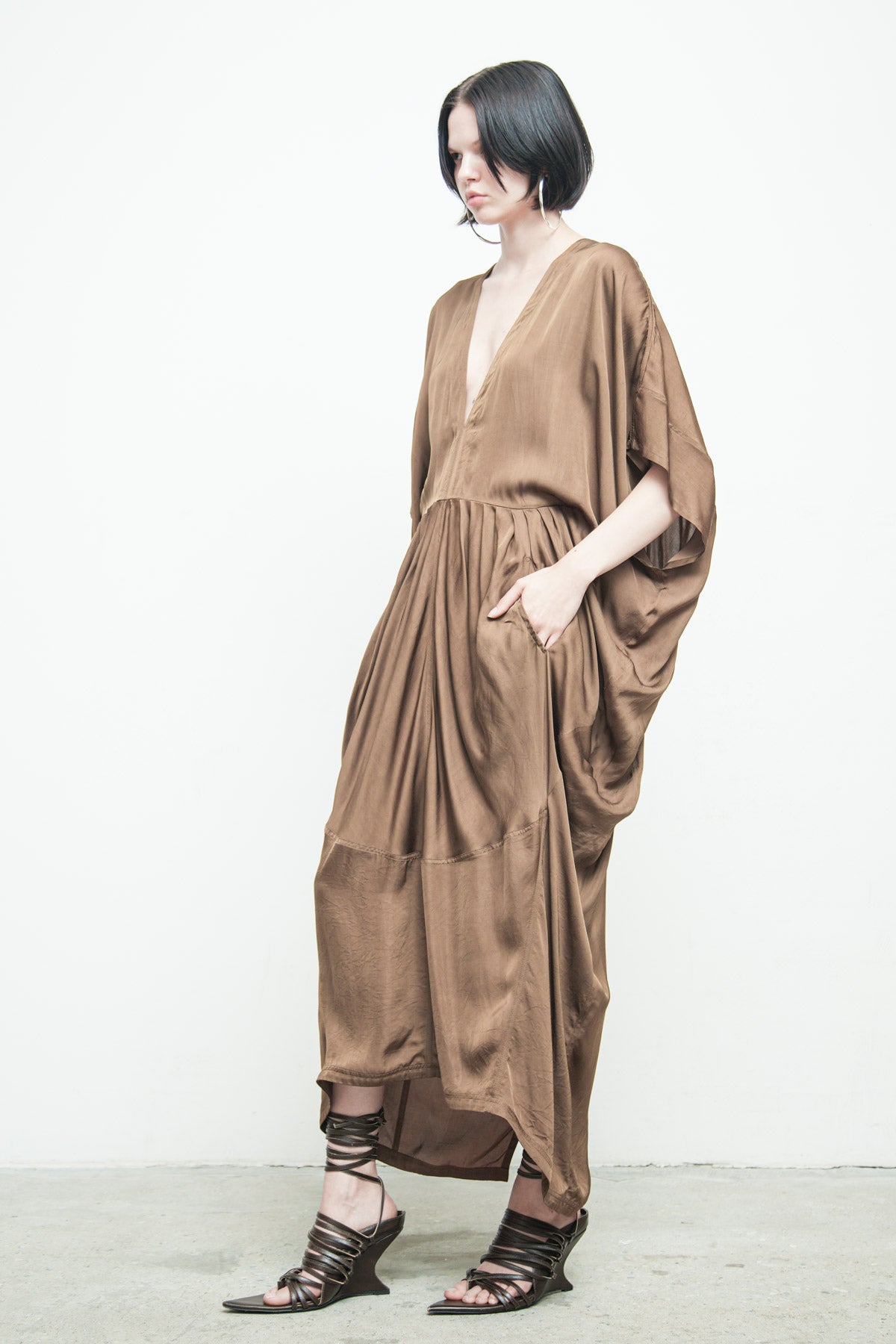 files/NicholasK-SD-494-DrifterDress-Bronze-03.jpg