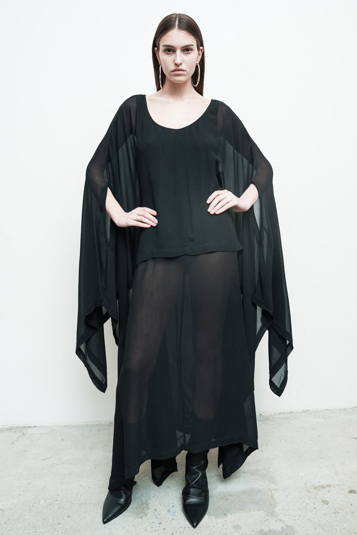files/NicholasK-SD-570B-ErisDress-Black-03.jpg