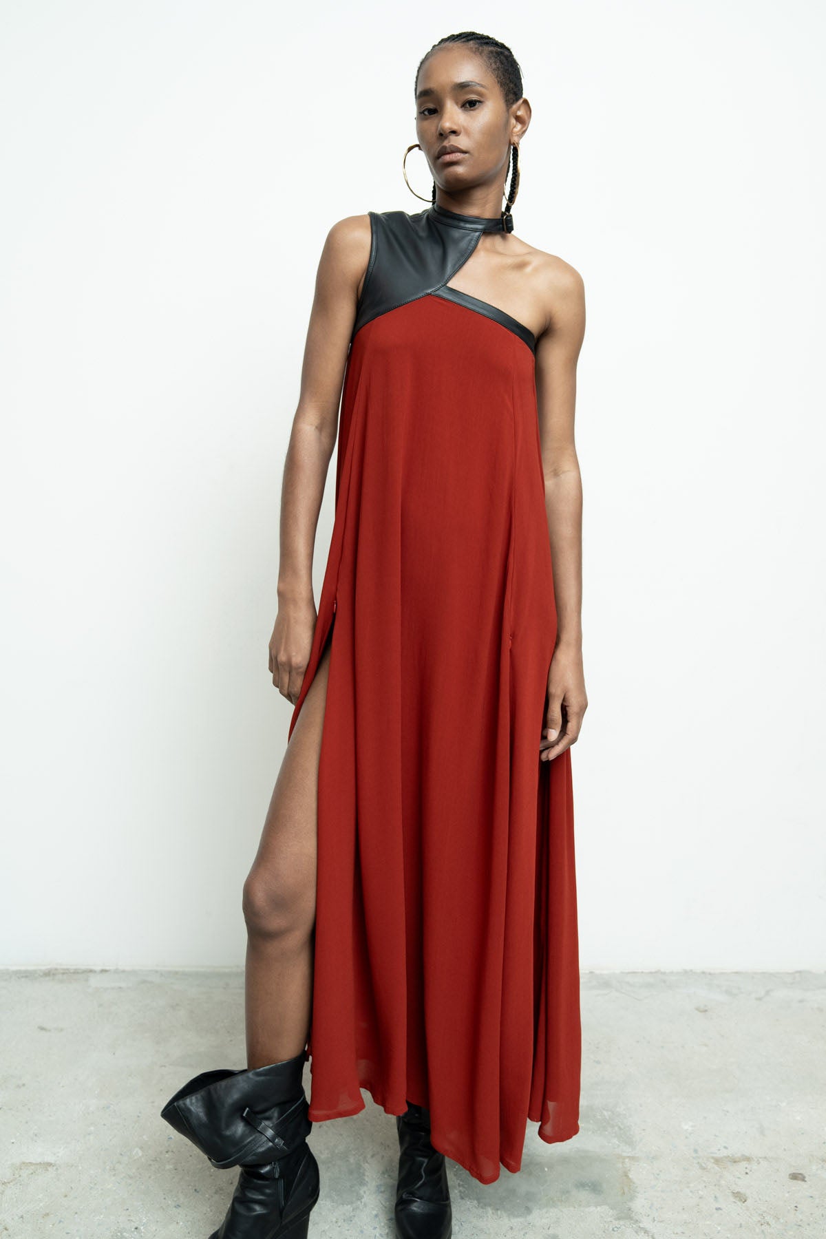 files/NicholasK-SD-603-DemiDress-Crimson-01_235b3aeb-a10a-411b-aa72-6428961e2e36.jpg