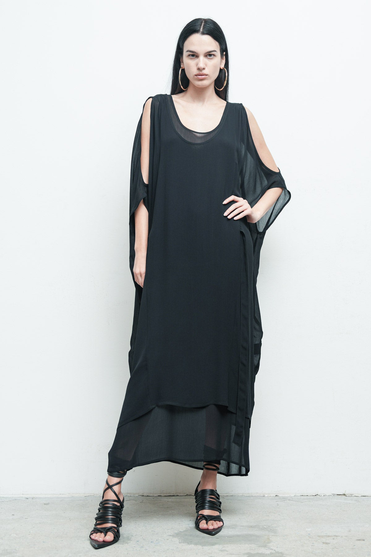files/NicholasK-SD-630-DrewDress-Black-05_b536fade-e683-4b81-a6b7-7af992e35232.jpg