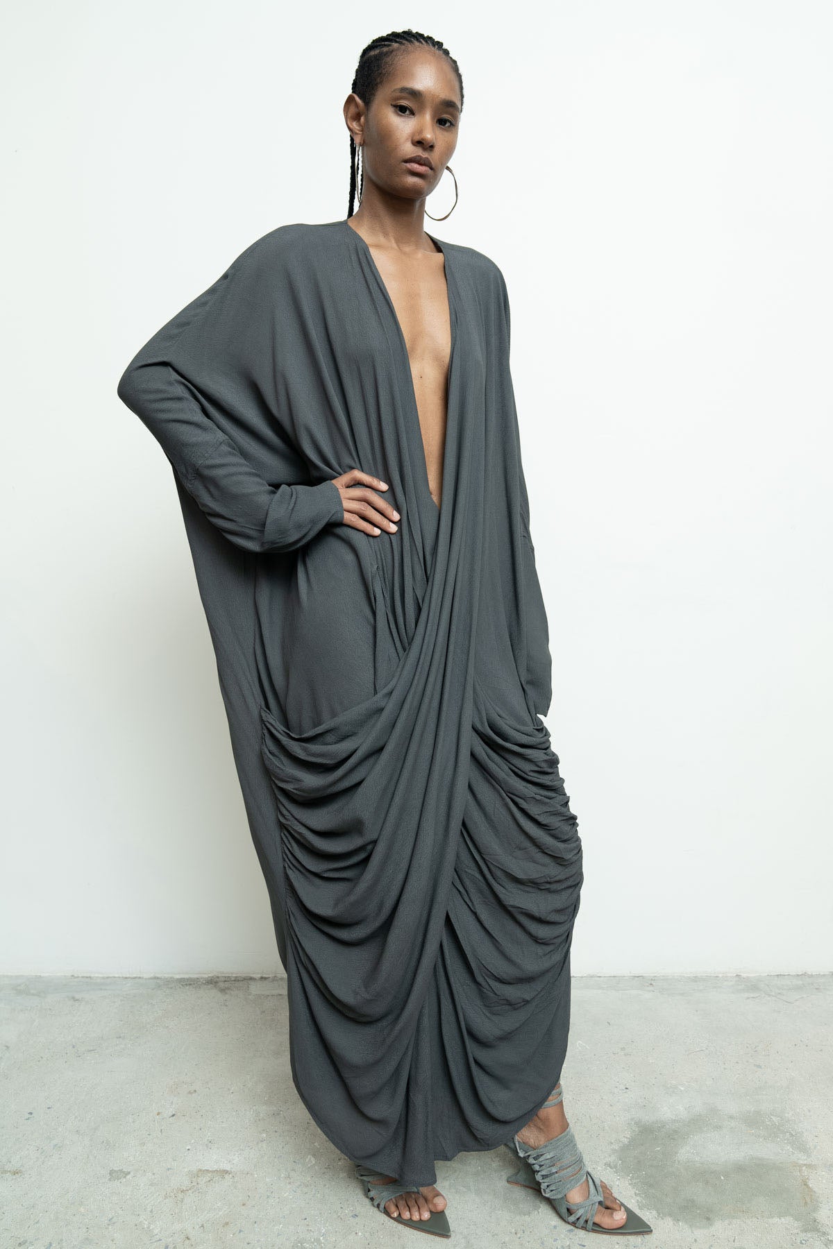 files/NicholasK-SD-643-NoemiDress-Ink-05.jpg