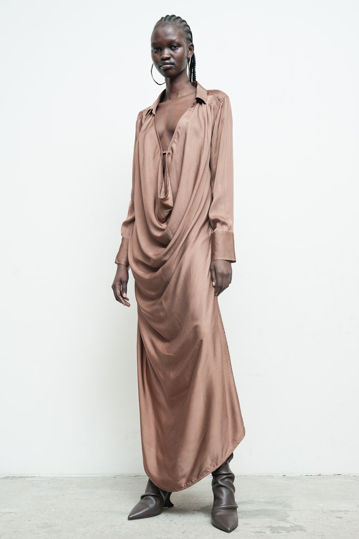 files/NicholasK-SD-647-DestaDress-Champagne-06.jpg