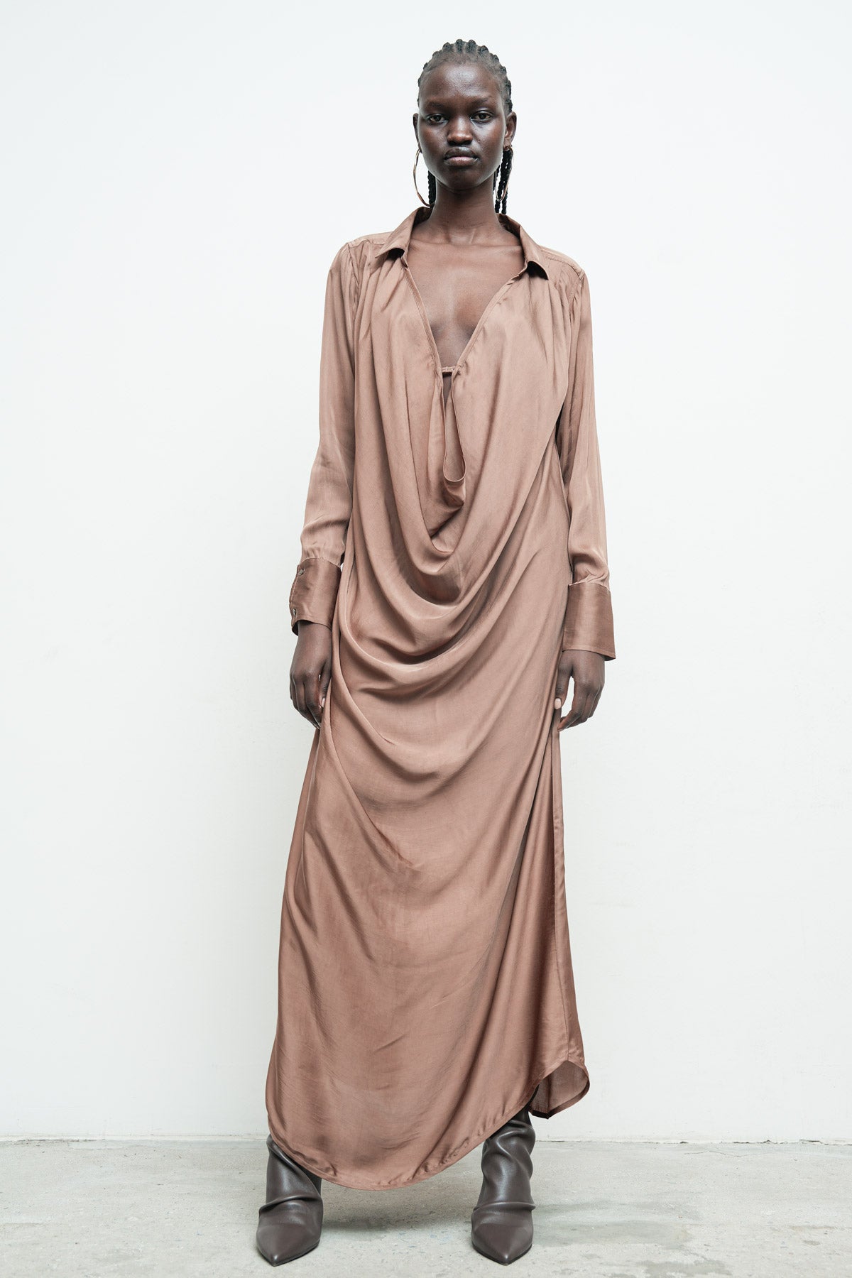 files/NicholasK-SD-647-DestaDress-Champagne-07.jpg