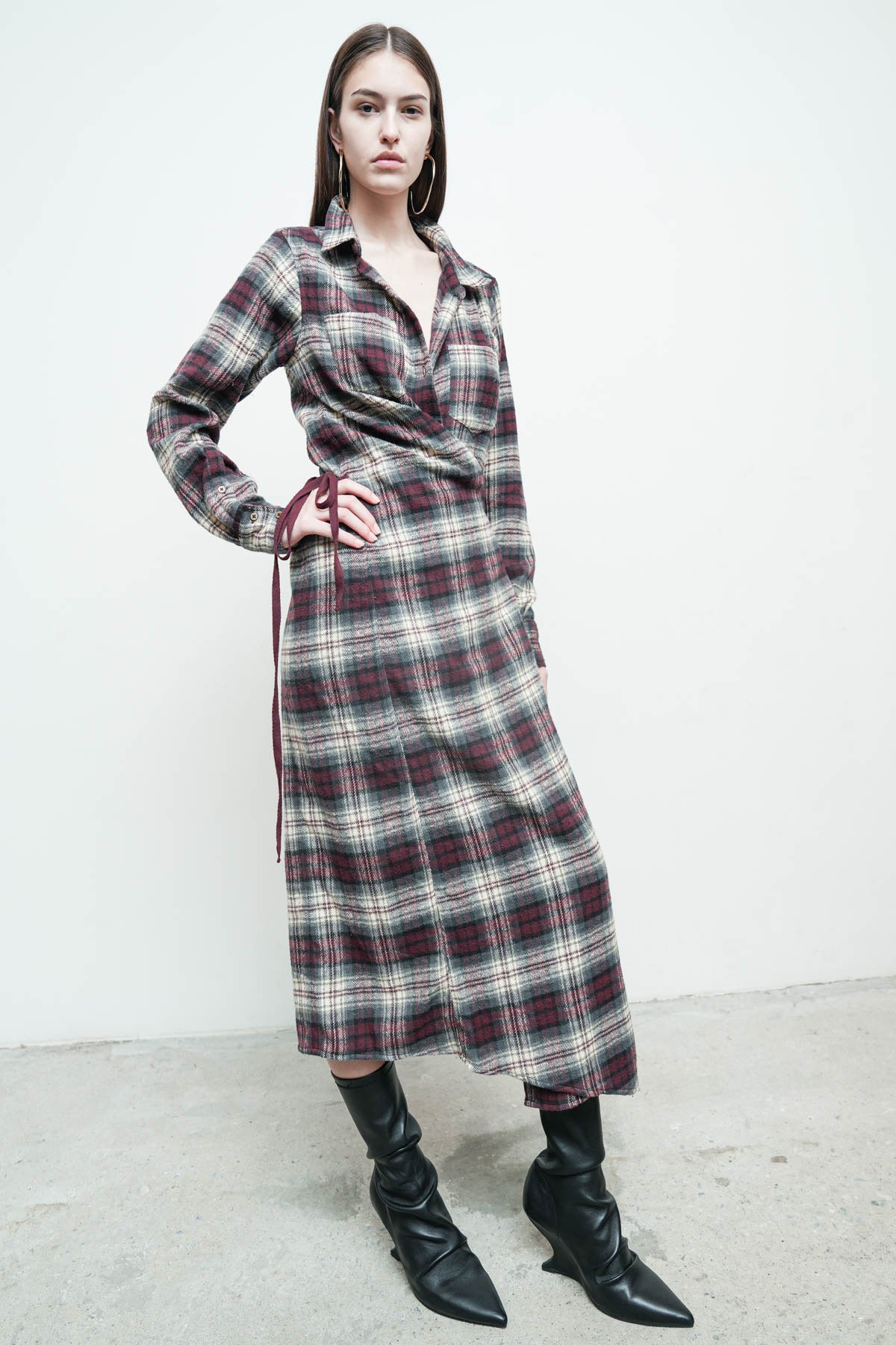 files/NicholasK-SD-648B-VeddaDress-BurgundyBlackEcru-08.jpg