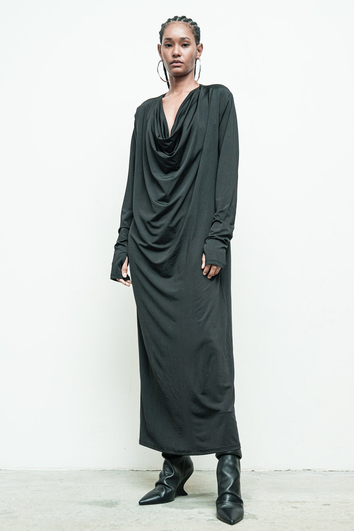 files/NicholasK-SD-650-TeoDress-Black-02.jpg