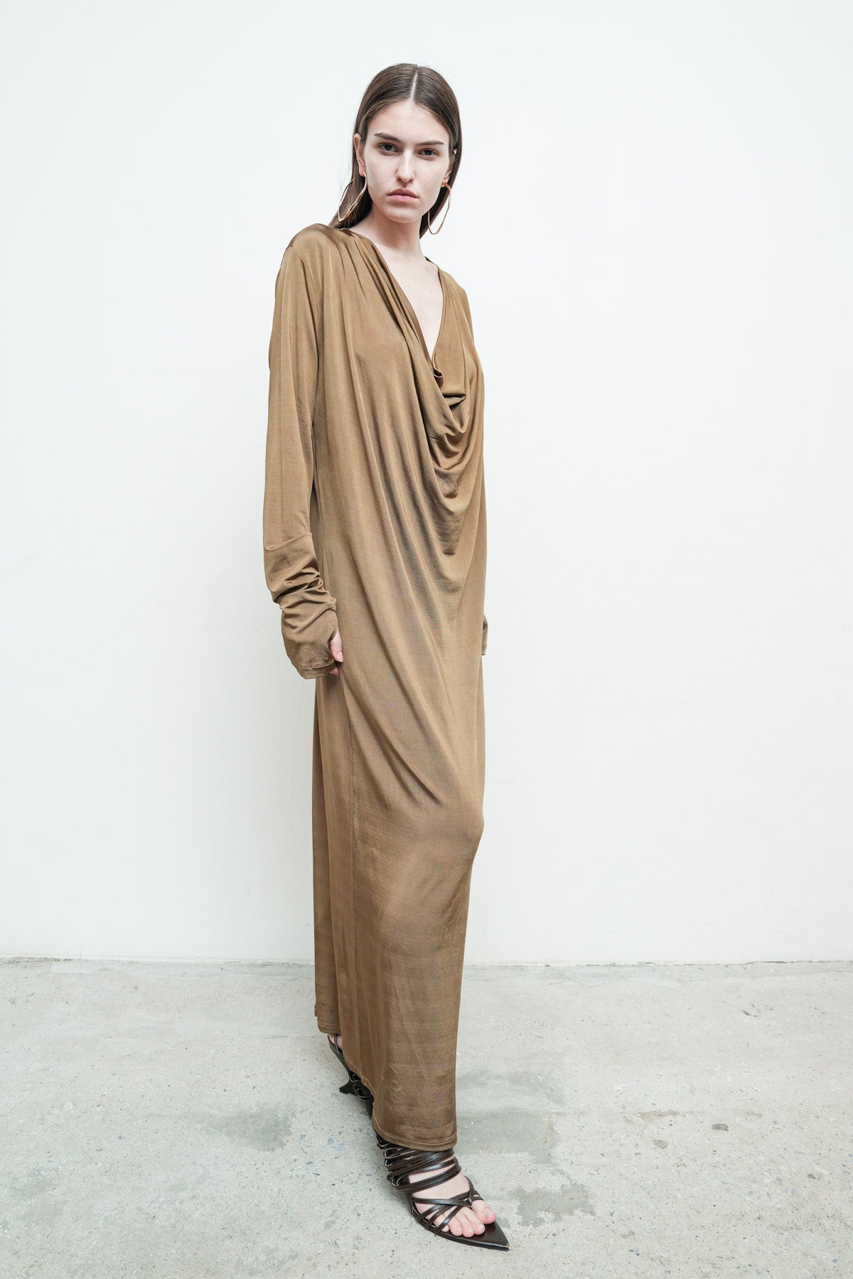 files/NicholasK-SD-650-TeoDress-Bronze-04.jpg