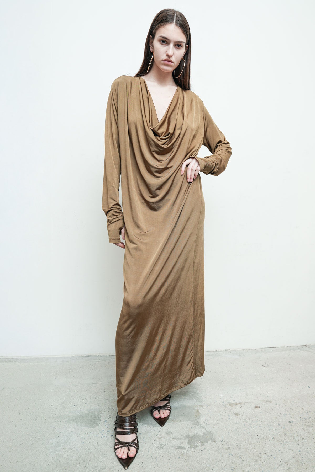 files/NicholasK-SD-650-TeoDress-Bronze-08.jpg