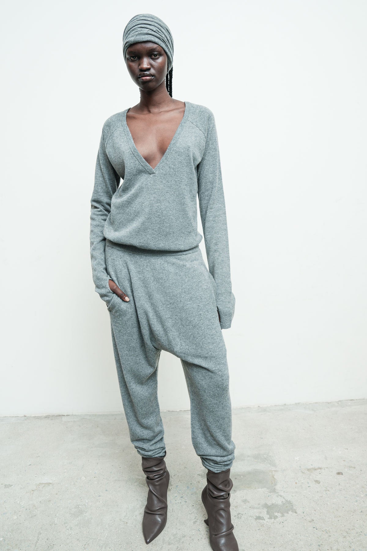 files/NicholasK-SW-408B-ReversibleLowVSweater-GreyHeather-KP-351-JaydenPant-GreyHeather-02.jpg