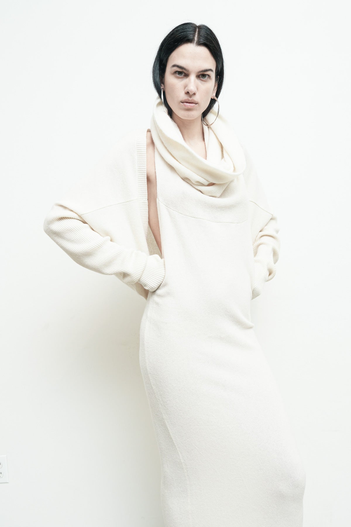 files/NicholasK-SW-413B-HighlandShrug-OffWhite-07.jpg