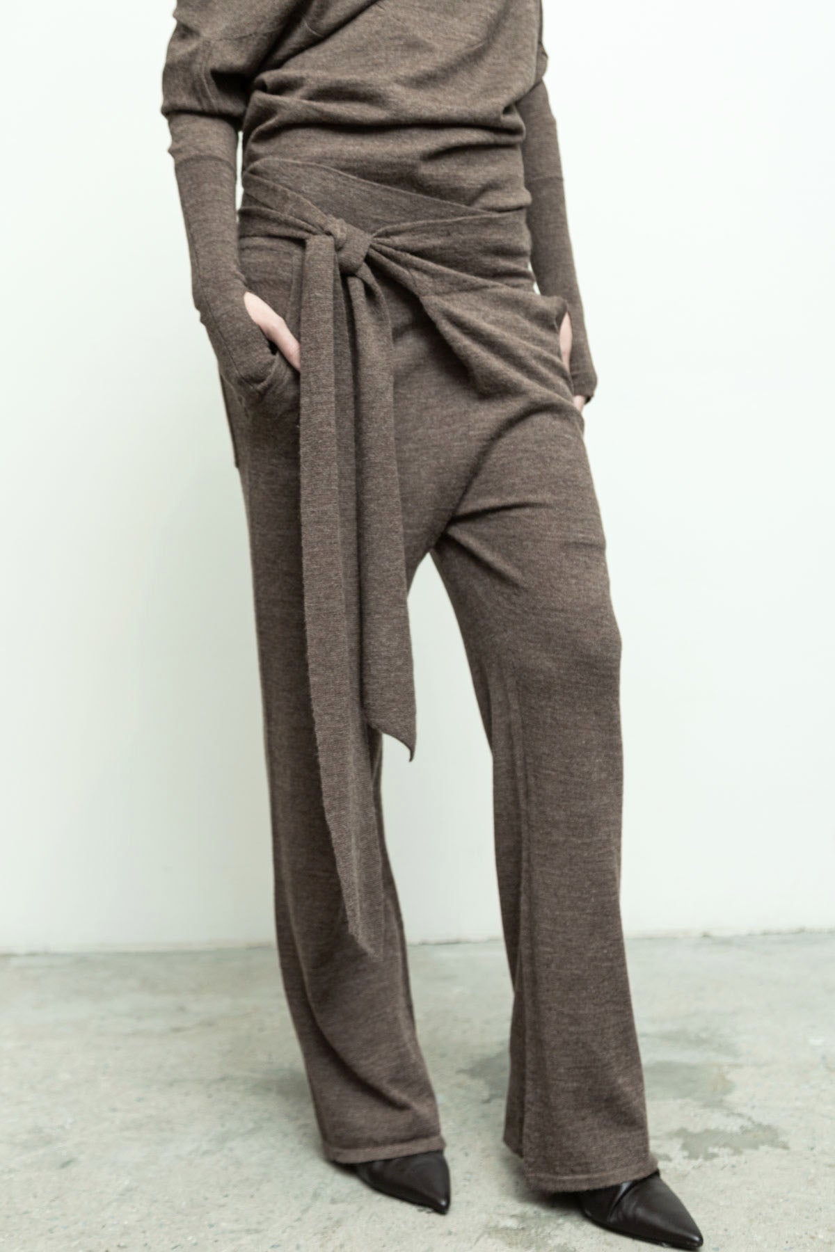 files/NicholasK-SW-447C-RevSweater-WalnutHeather-P-310-WrapPant-WalnutHeather-01.jpg