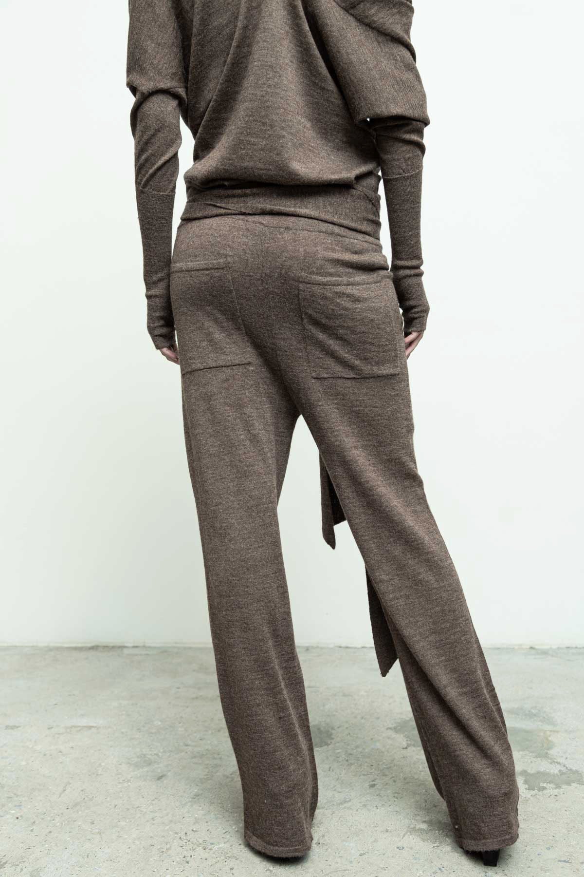 files/NicholasK-SW-447C-RevSweater-WalnutHeather-P-310-WrapPant-WalnutHeather-08.jpg