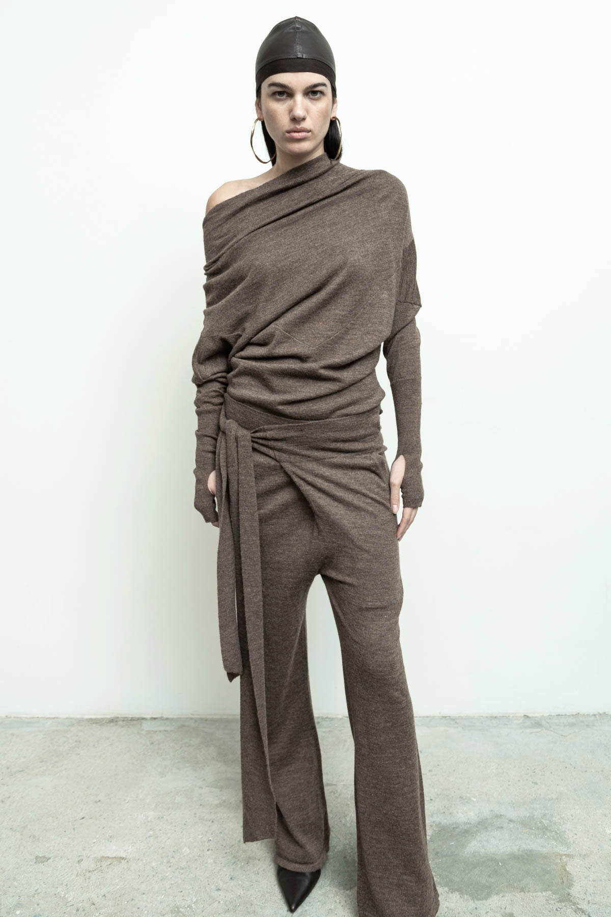 files/NicholasK-SW-447C-RevSweater-WalnutHeather-P-310-WrapPant-WalnutHeather-09.jpg