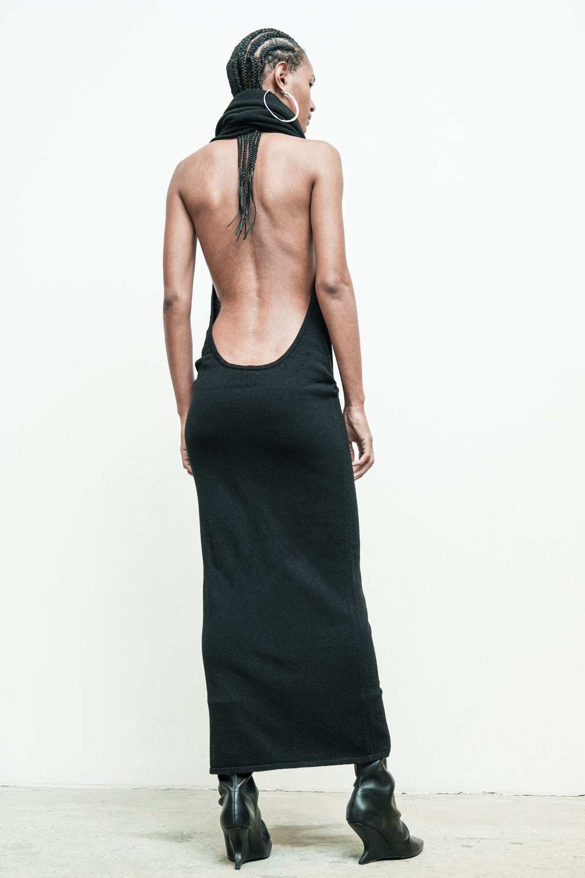 files/NicholasK-SW-471-PhoenixDress-Black-06.jpg