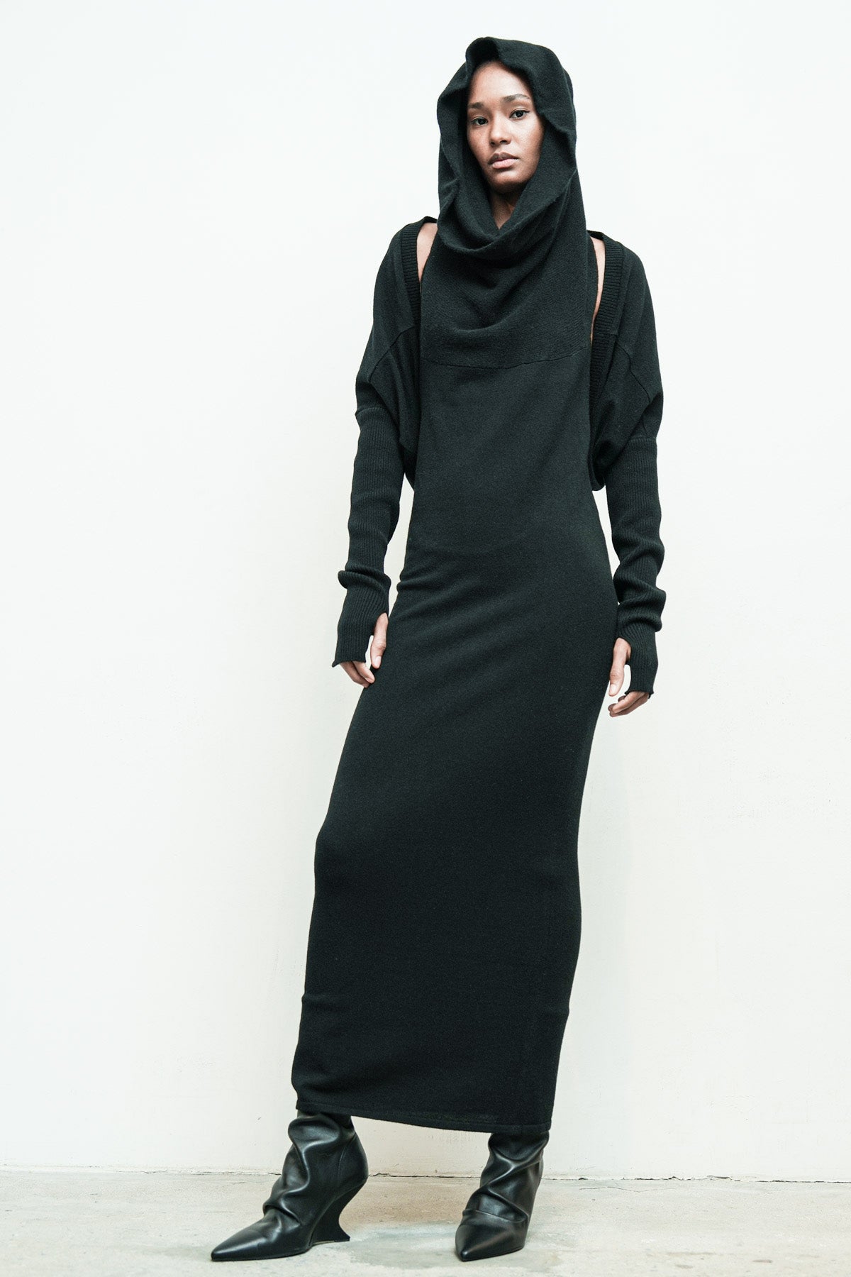 files/NicholasK-SW-471-PhoenixDress-Black-SW-413B-HighlandShrug-Black-02.jpg