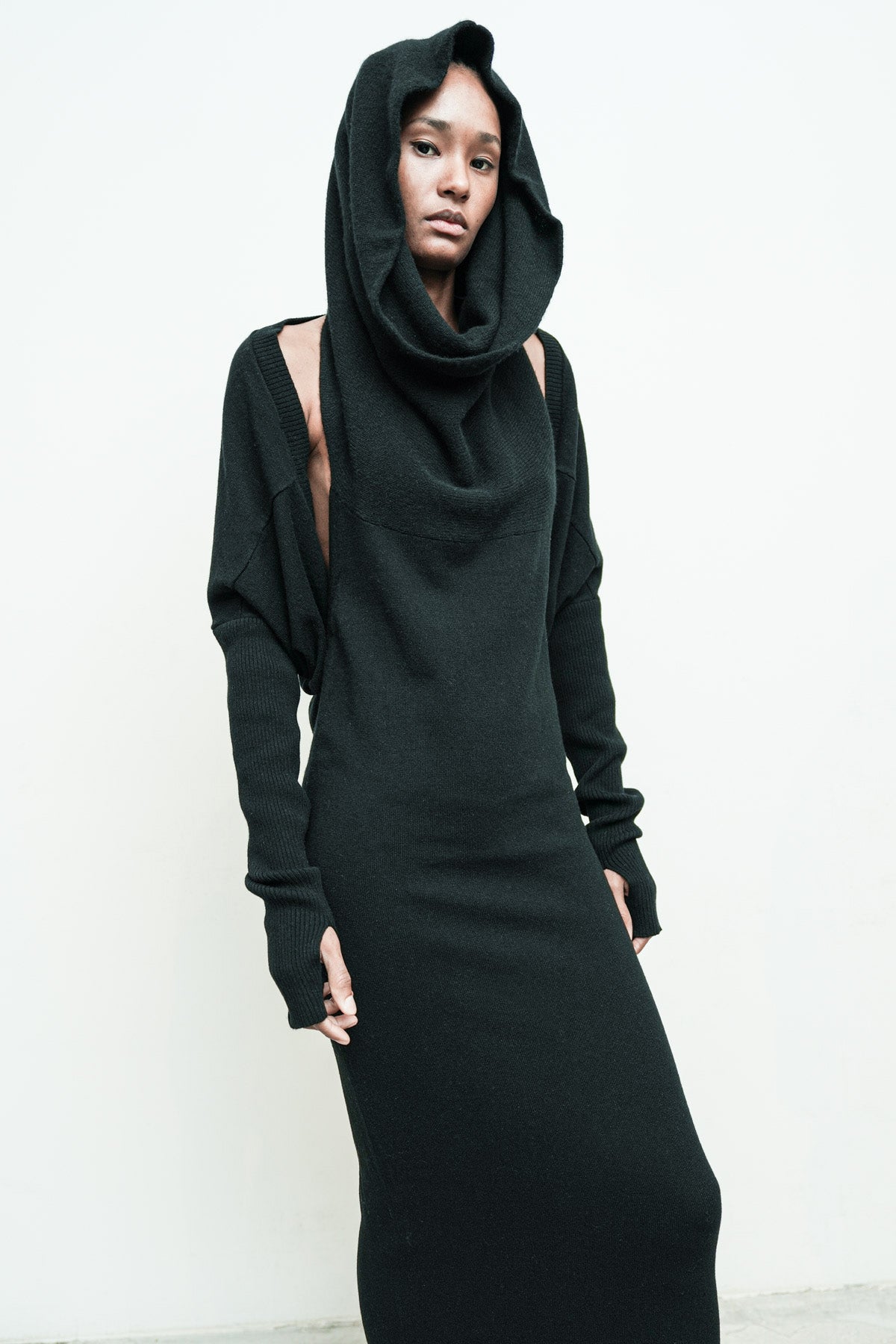 files/NicholasK-SW-471-PhoenixDress-Black-SW-413B-HighlandShrug-Black-05.jpg