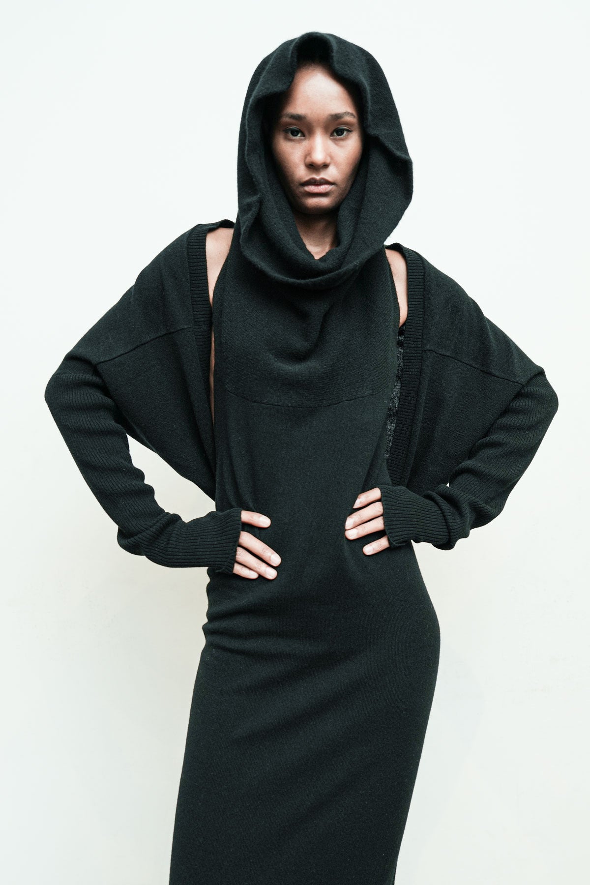 files/NicholasK-SW-471-PhoenixDress-Black-SW-413B-HighlandShrug-Black-06.jpg
